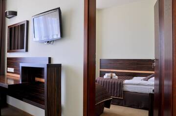 Фото номера Двухместный номер с 2 отдельными кроватями Отель Hotel nad Wigrami г. Gawrych Ruda 3