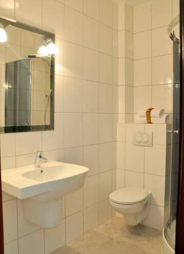 Фото номера Трехместный номер Отель Hotel nad Wigrami г. Gawrych Ruda 7